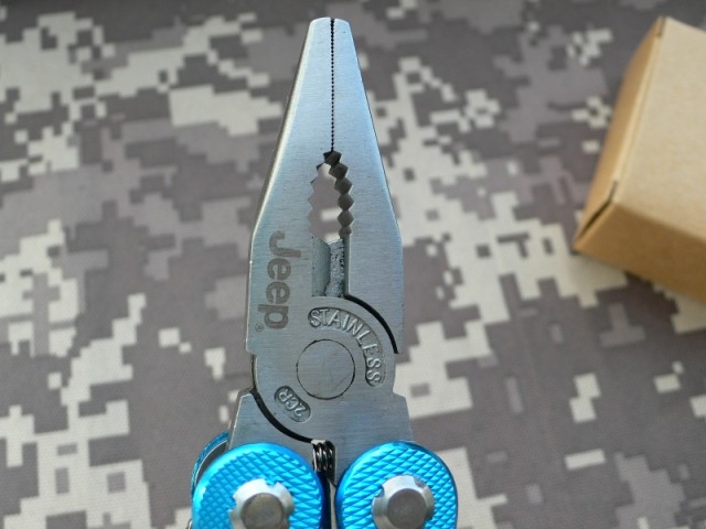 American Jeep blu color multifunctional combination pliers knife blue color UD06040